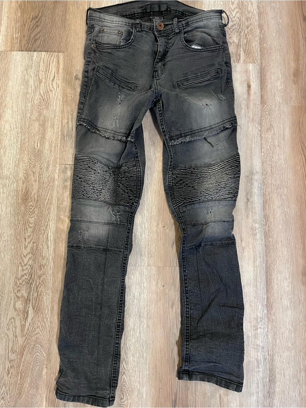 Men's Black Moto-Style Biker Jeans size 30